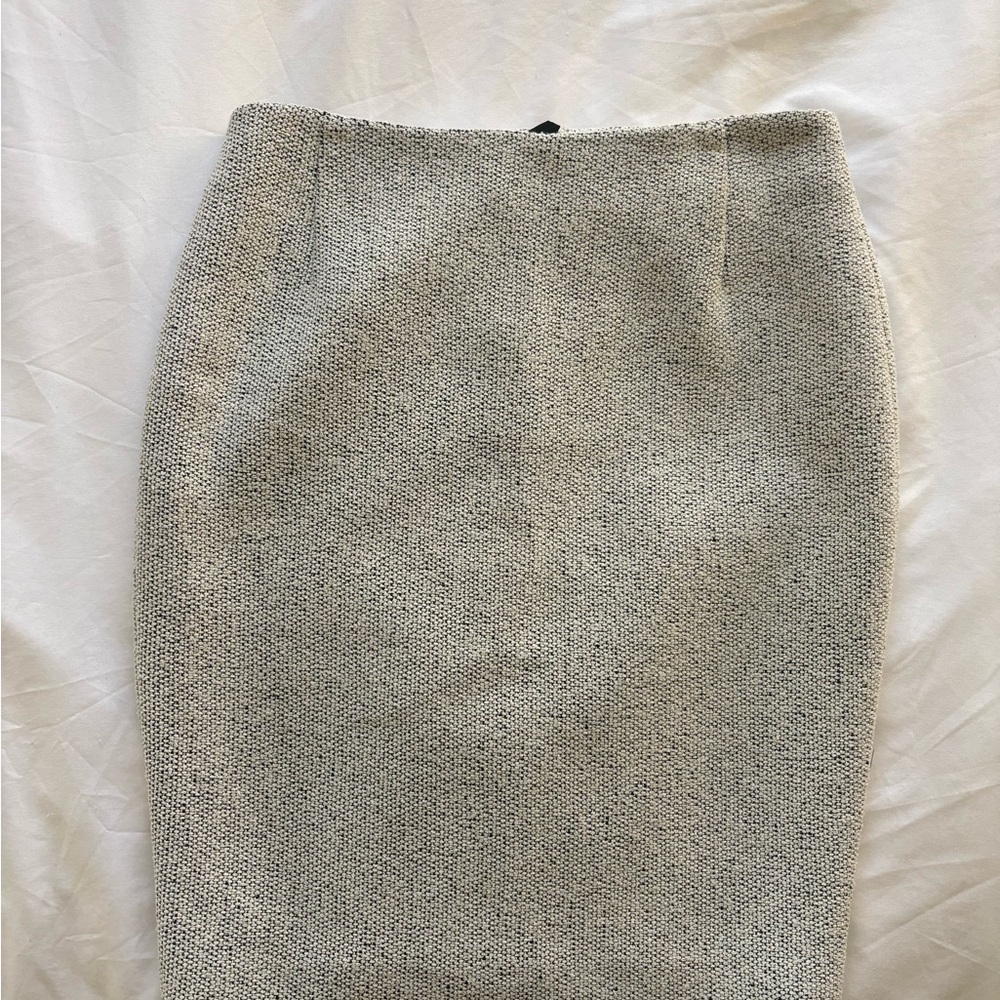 Akris Punto Textured Gray Pencil Skirt